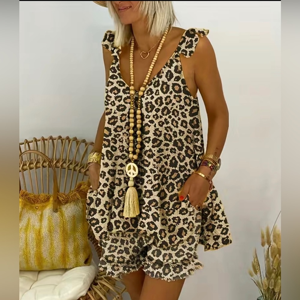 Leopard Print Sleeveless Ruffle Women's Romper - Beige
